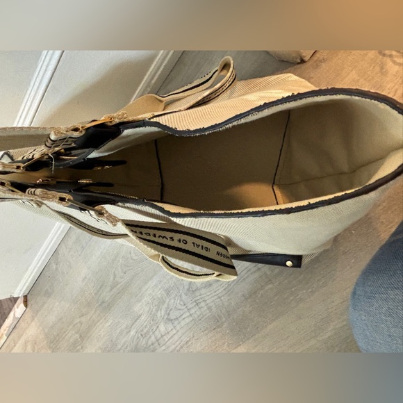 Ideal of Sweden - Picture 5 of 7